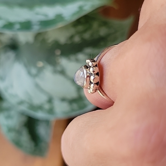 RAINBOW Moonstone Beaded Teardrop Ring, 925 Sterling Silver - Picture 5 of 8